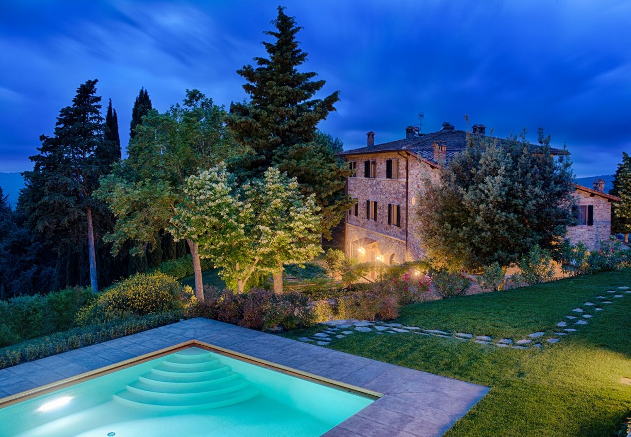 Apartment in Panzano - Luxury Smart Working middle Tuscany Chianti for 4